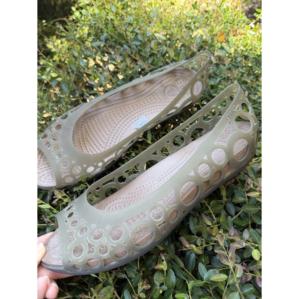Crocs Adrina Peep Toe Jelly Flats Brown Comfort Circle Cutouts Sz 9
